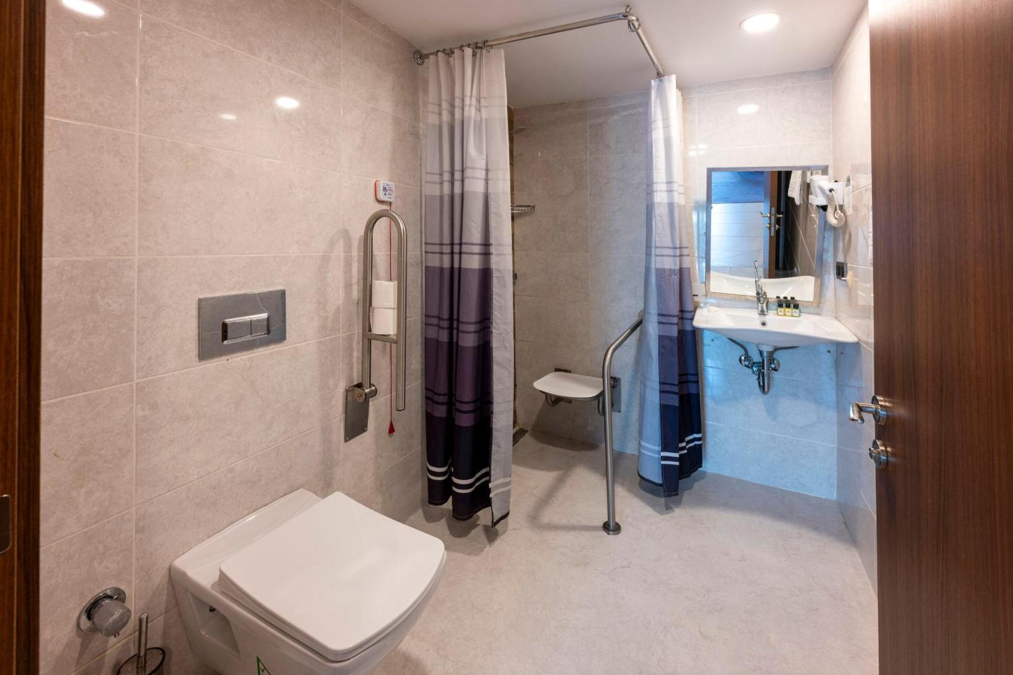 Triple Room - Disability Access